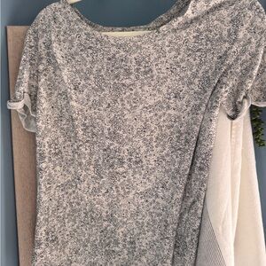 H&M Black and White Short Sleeve Tee